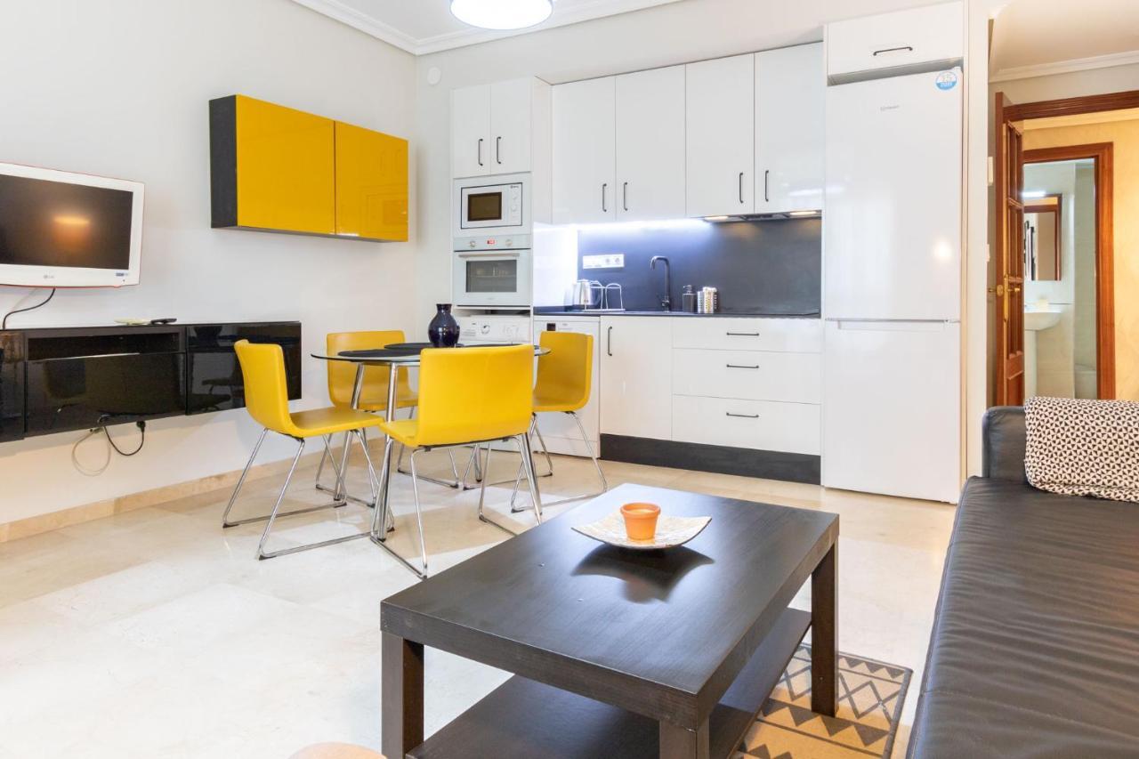 Apartamento San Jacinto Triana Deluxe by Valcambre Sevilla Exterior foto