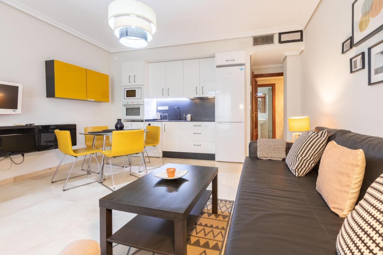 Apartamento San Jacinto Triana Deluxe by Valcambre Sevilla Exterior foto