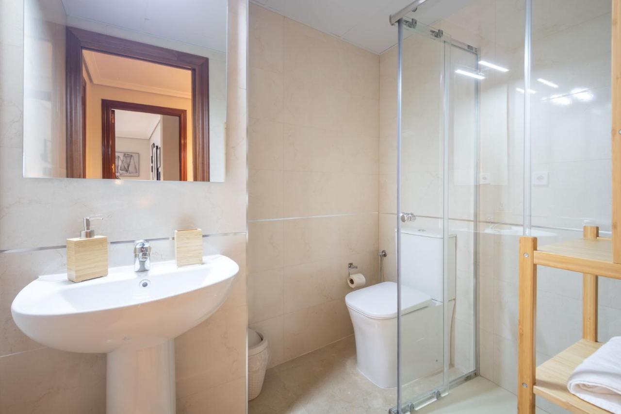 Apartamento San Jacinto Triana Deluxe by Valcambre Sevilla Exterior foto