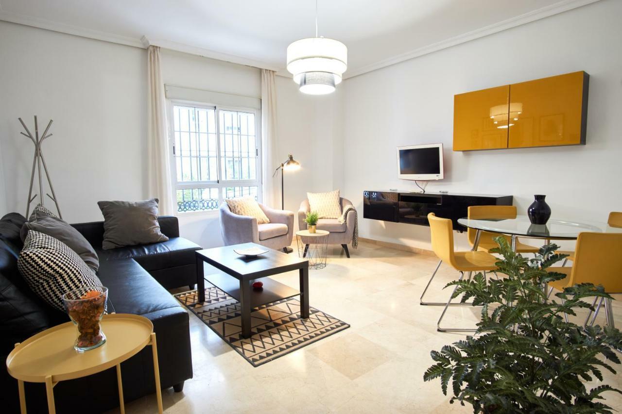 Apartamento San Jacinto Triana Deluxe by Valcambre Sevilla Exterior foto
